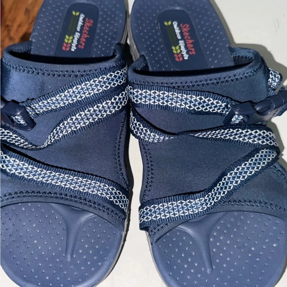 Skechers Outdoor Lifestyle Reggae Sandal Slide Women’s US 9 **WORN ONCE**